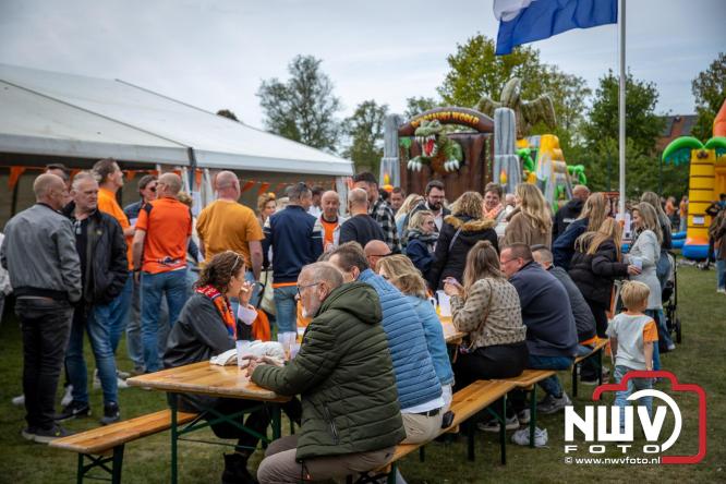 ’t Harde kleurt oranje, gezelligheid op z’n best tijdens Koningsdag 2026! - &copy; NWVFoto.nl